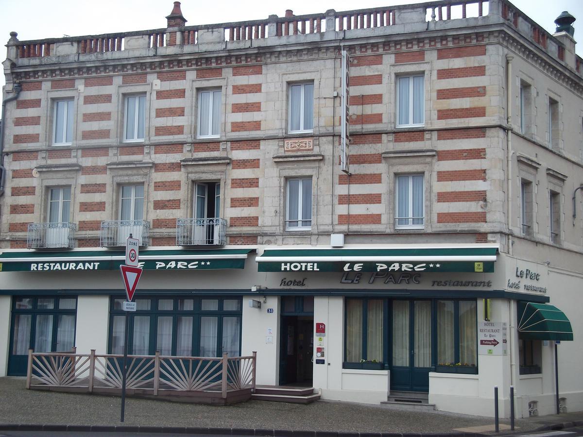 Hotel Restaurant Le Parc 물랭 외부 사진