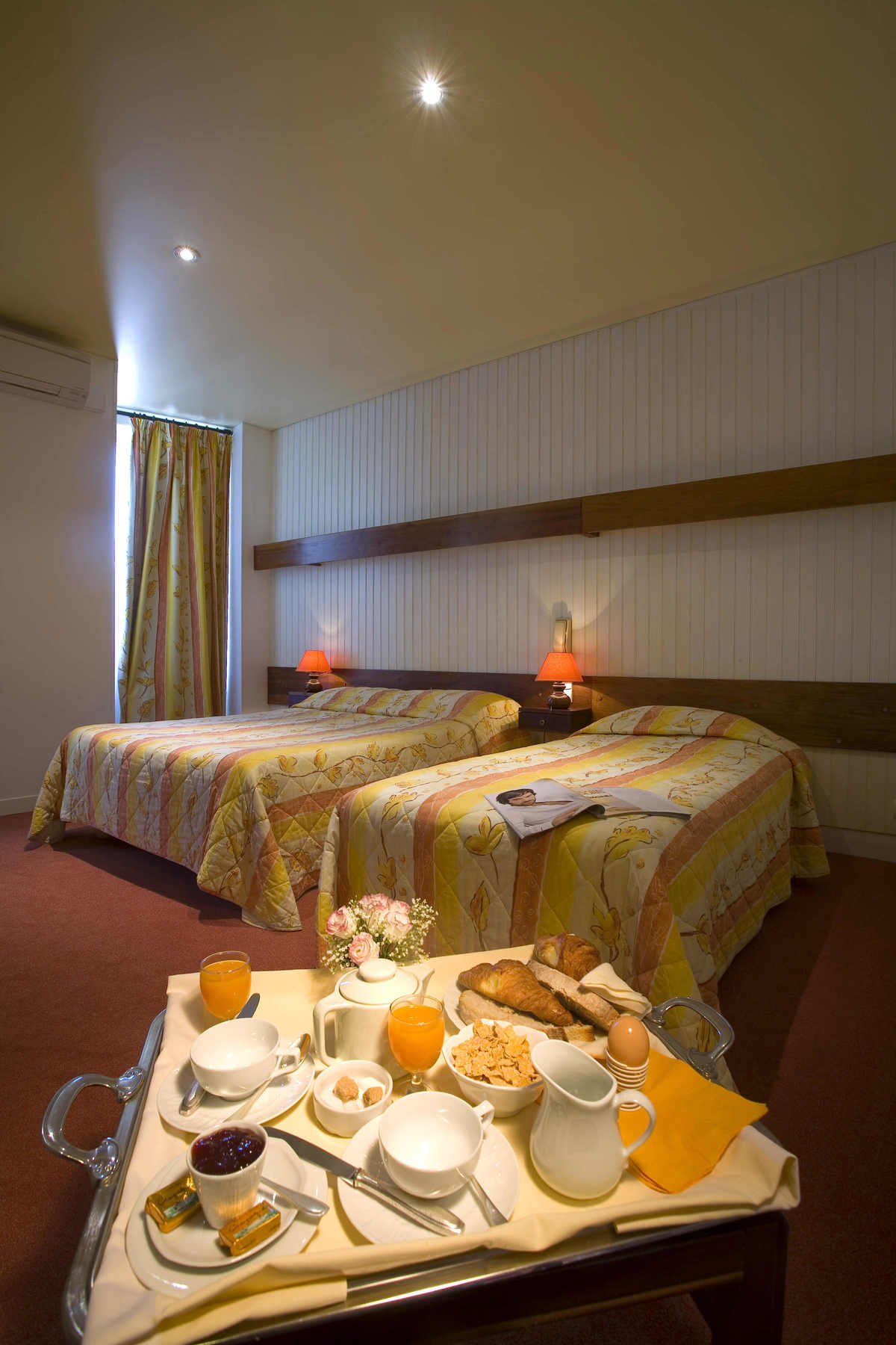 Hotel Restaurant Le Parc 물랭 외부 사진