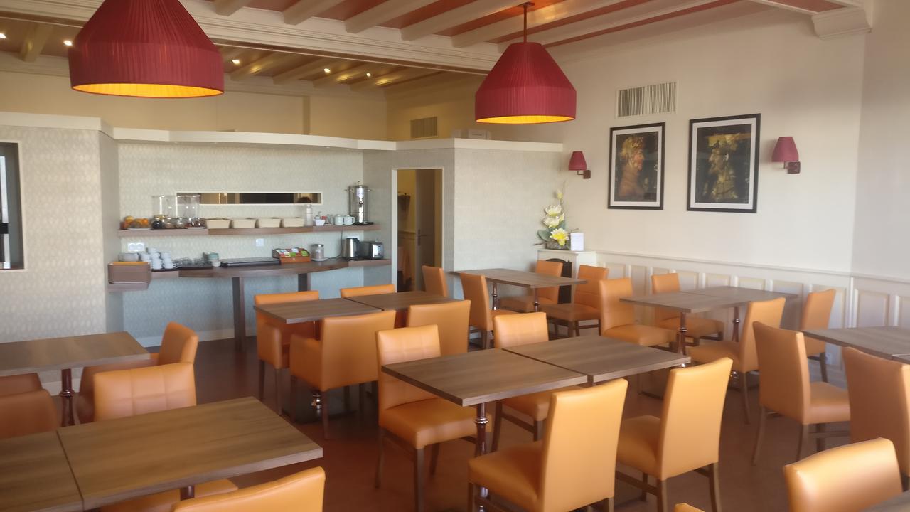 Hotel Restaurant Le Parc 물랭 외부 사진